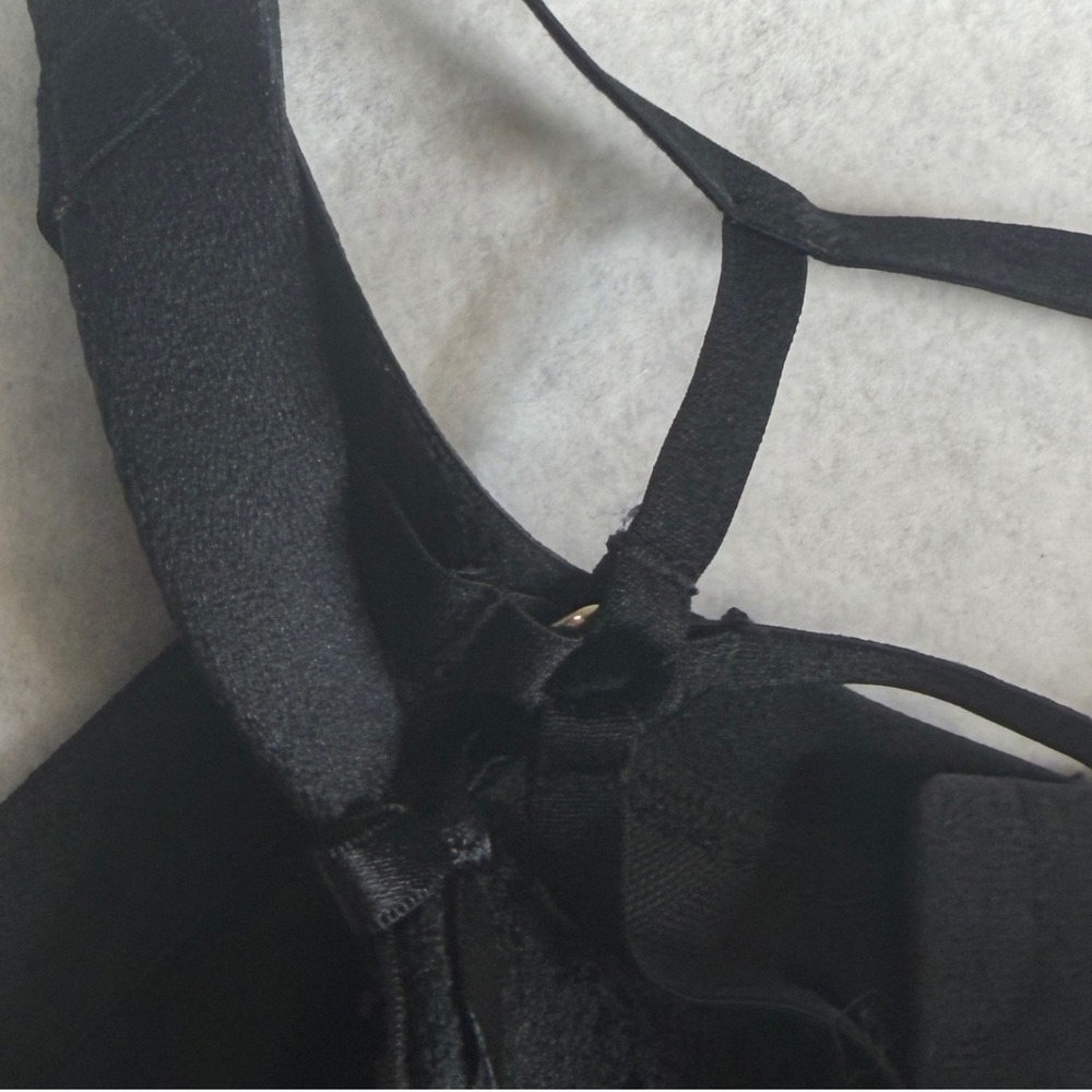 Cacique Black Lace Cage Strap Lightly Lined Balconette Bra 40DDD 610635, 1 Flaw - Picture 5 of 16